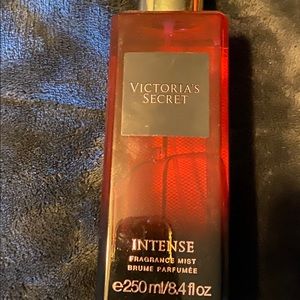 💕💕 Victoria’s Secret intense 💕💕